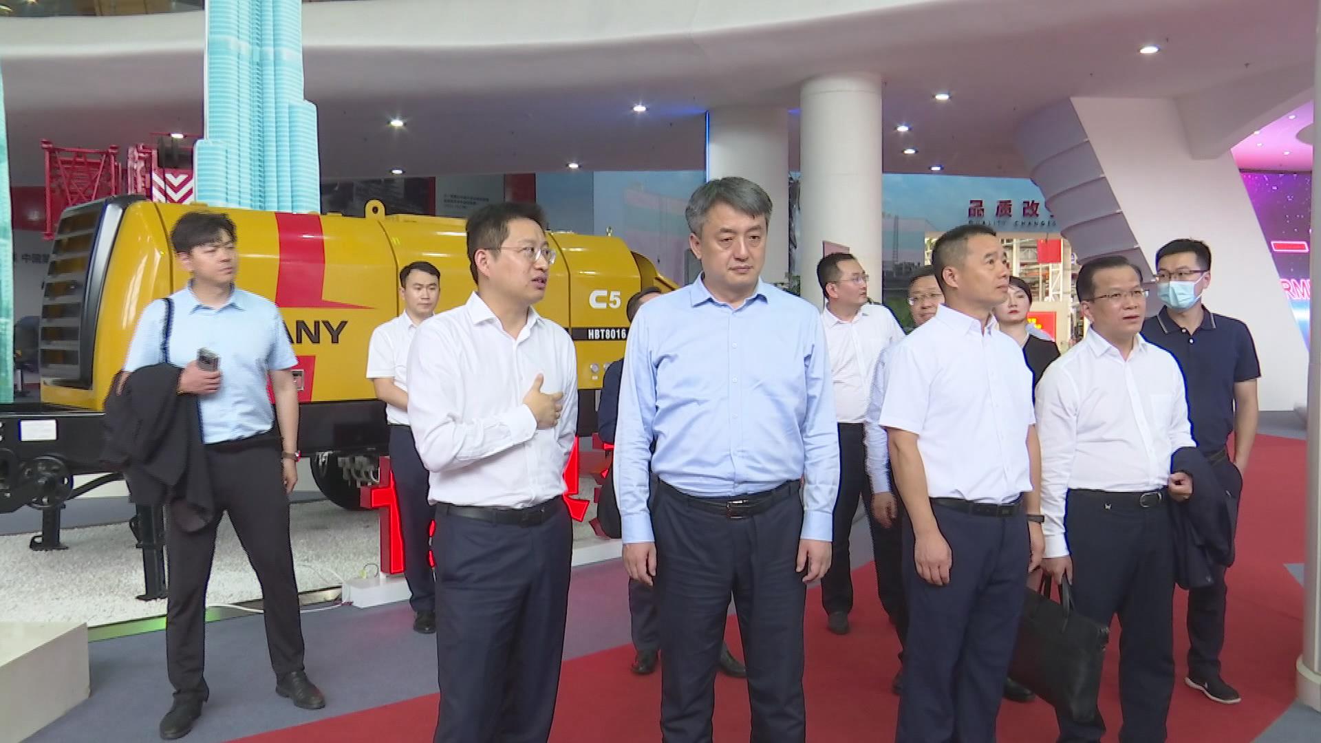 �����ʶӵ���ɳ����һ���ſ���  ��������� ʵ�ֻ�����Ӯ